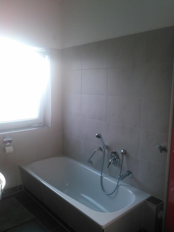Ferienwohnung Zum Kletterturm カウフボイレン エクステリア 写真