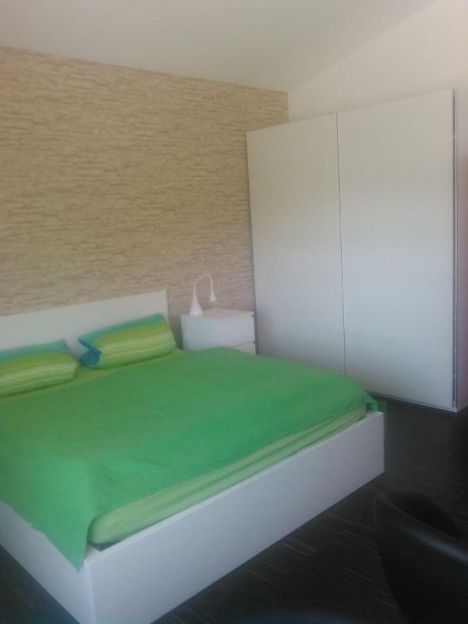Ferienwohnung Zum Kletterturm カウフボイレン エクステリア 写真